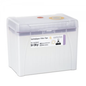 A purple SafetySpace Filter Tip Single Tray Rack, 1200μL, low retention, sterile, 10x96 (960 tips).