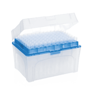 The BrandTech Tip-Box (50-1000μL, 5x96, 480 tips) features a blue rack securely holding multiple clear tips.