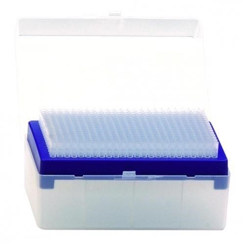 9400610 A plastic box with the lid open containing a purple Finntip 20 Rack of 384 Thermo Scientific pipette tips (0.2-20μL), part of a 10 x 384 pack totaling 3840 tips.
