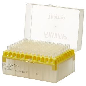 A box of Thermo Scientific Finntip Filter 200 Rack, 0.5-200μL, yellow, filtered and sterile pipette tips; contains 10 racks of 96 tips (960 total), with product and expiration info on the transparent lid.
