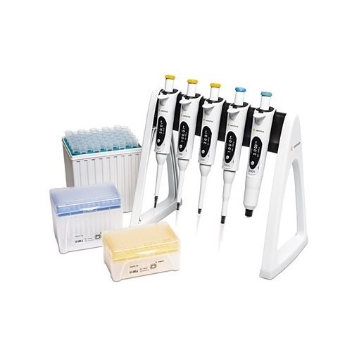 SA LH-725664 Five Sartorius mLINE Mechanical Single Channel Pipettes (20μL, 100μL, 200μL, 1000μL, 5000μL) are displayed on a stand, with pipette tip boxes and a rack of test tubes beside them.