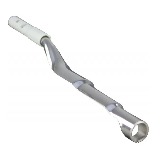 The Labnet Tip Ejector is a short, single channel, Click-2-Fix attachment for 1000μL pipettes, designed for easy tip ejection and convenient use.