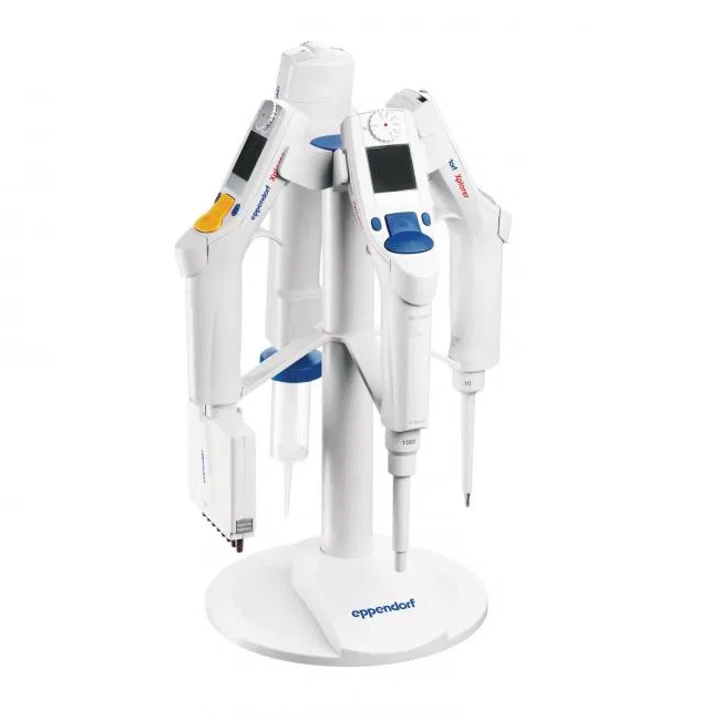 The white Eppendorf Charging Stand holds 2 Xplorer/Xplorer Plus and 2 stream/Xstream pipettes, making it an ideal accessory for organized and efficient lab workflows.