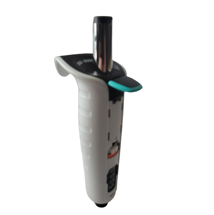 SA LH-727093 The Tacta Mechanical Machinery Complete Single Channel 5000μL (Sartorius) micropipette, featuring a black plunger and turquoise button, is shown angled on a white background—ideal for precise liquid handling tasks.