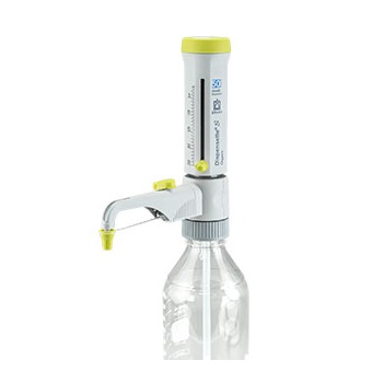 BT 4630151 The Dispensette S Organic Bottletop Dispenser (BrandTech) is an analog, adjustable dispenser with recirculation valve (2.5-25mL), attached to a clear plastic bottle and featuring precise liquid handling with a spout and yellow tip.