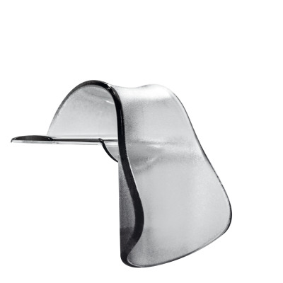 LH_727640_2 A translucent, curved acrylic Sartorius Tacta/mLINE/Picus/Proline Plus Mechanical Pipette Holder with a minimalist design is displayed against a plain white background.