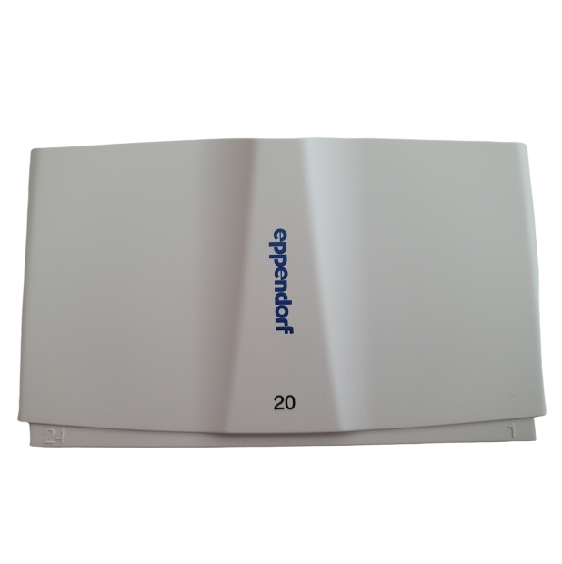 EP 3122826001 A white plastic Eppendorf Research Plus/Xplorer Plus multichannel cover (24 channel, 20μL) with blue logo and numbers 20, 24, and 1 marked—ideal component for lab applications.